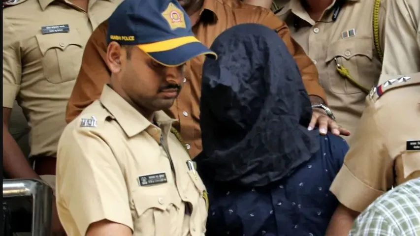 सैफ पर हमले का आरोपी 