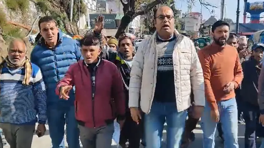 Rickshaw pullers and labor union protested against the operation of golf carts on Mall Road by a private company in Mussoorie.