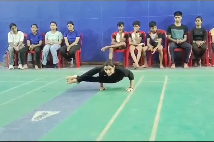 िही 