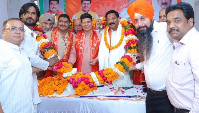 व्यापार मंडल मेयर स्वागत