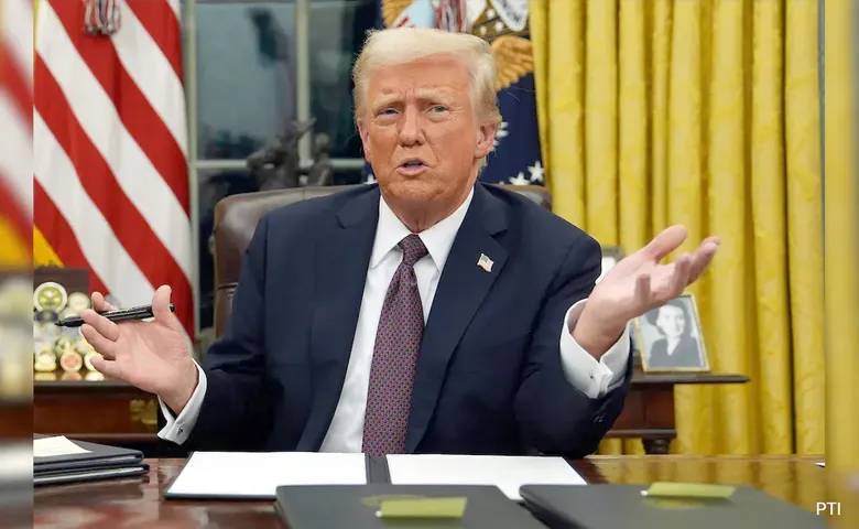 DONALD TRUMP