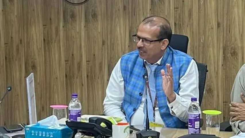 kk pathak ias
