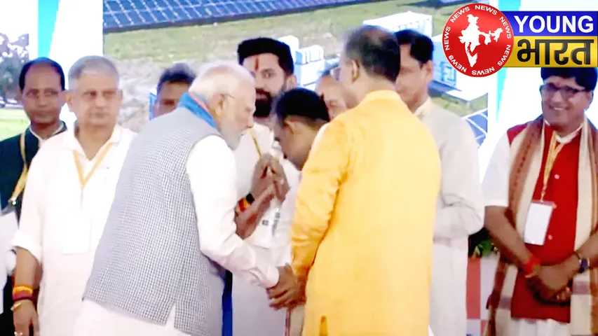 PM मोदी की कुशवाहा से कानाफूसी, चिराग पर नज़र! जानिए — Bihar की सियासत में अब क्या होने वाला है? | यंग भारत न्यूज
