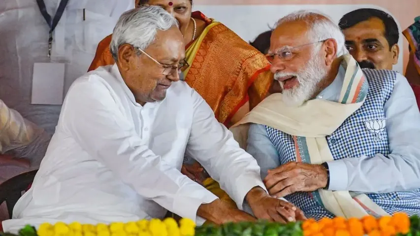 Nitish Kumar Narendra Modi