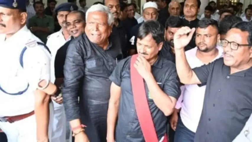 Bihar Vidhansabha hungama (1)