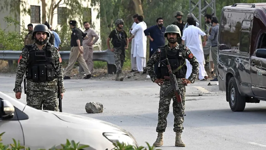 PAKISTAN ARMY ATTACK