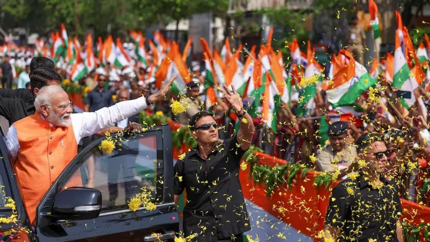 PM Modi Road Show Bihar Gayaji