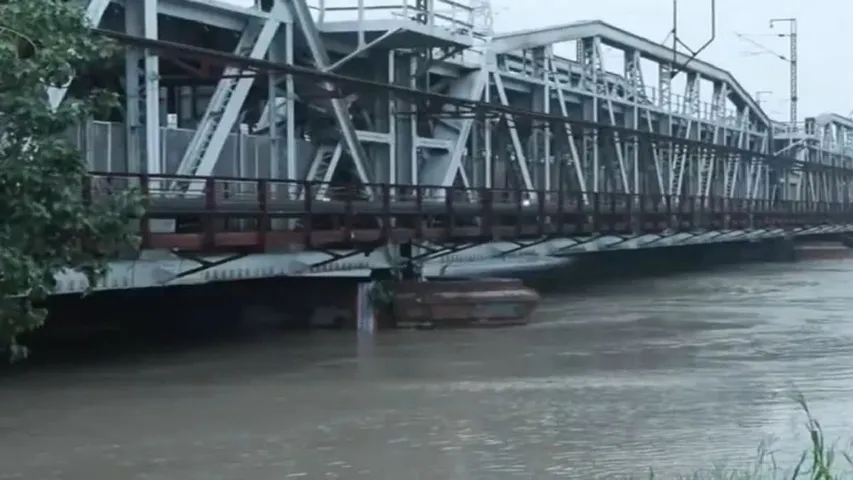 Ild Railwawes Bridg
