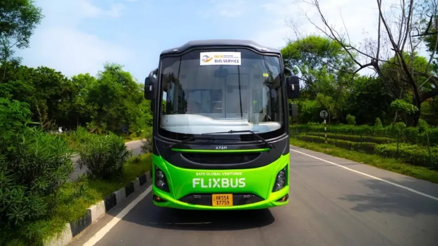 laxury Bus Service delhi to Noida