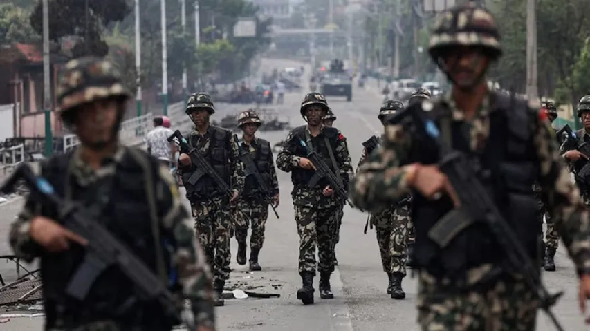 Nepali army soldiers patrol