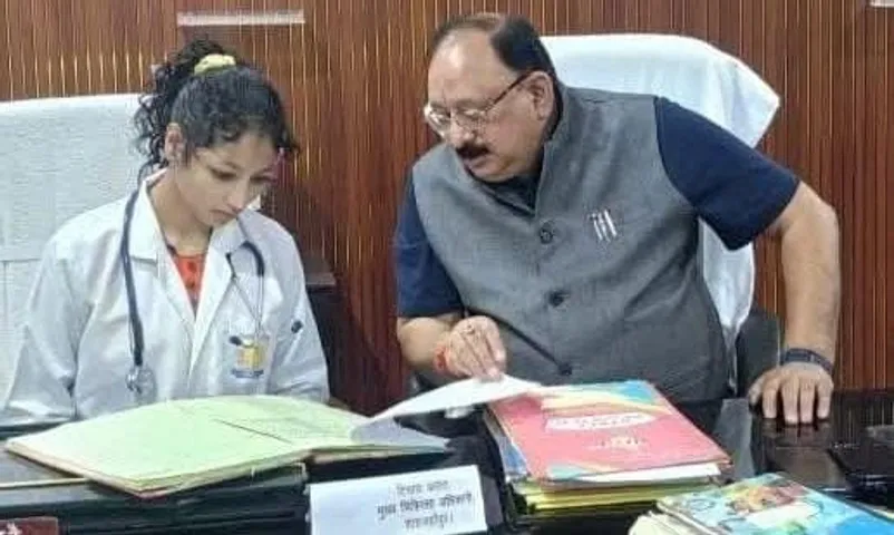 शाहजहांपुर: मिशन शक्ति 5 के तहत एक दिन की सीएमओ बनी टियारा अरोरा