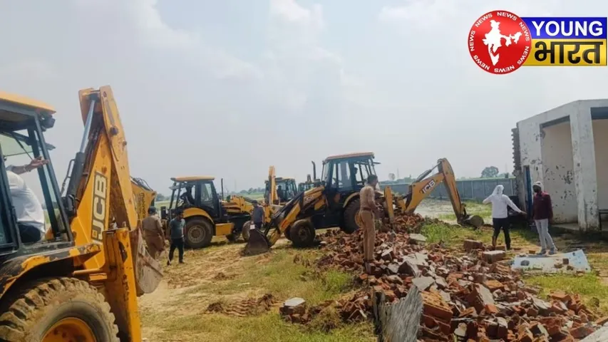 YEIDA bulldozer Action