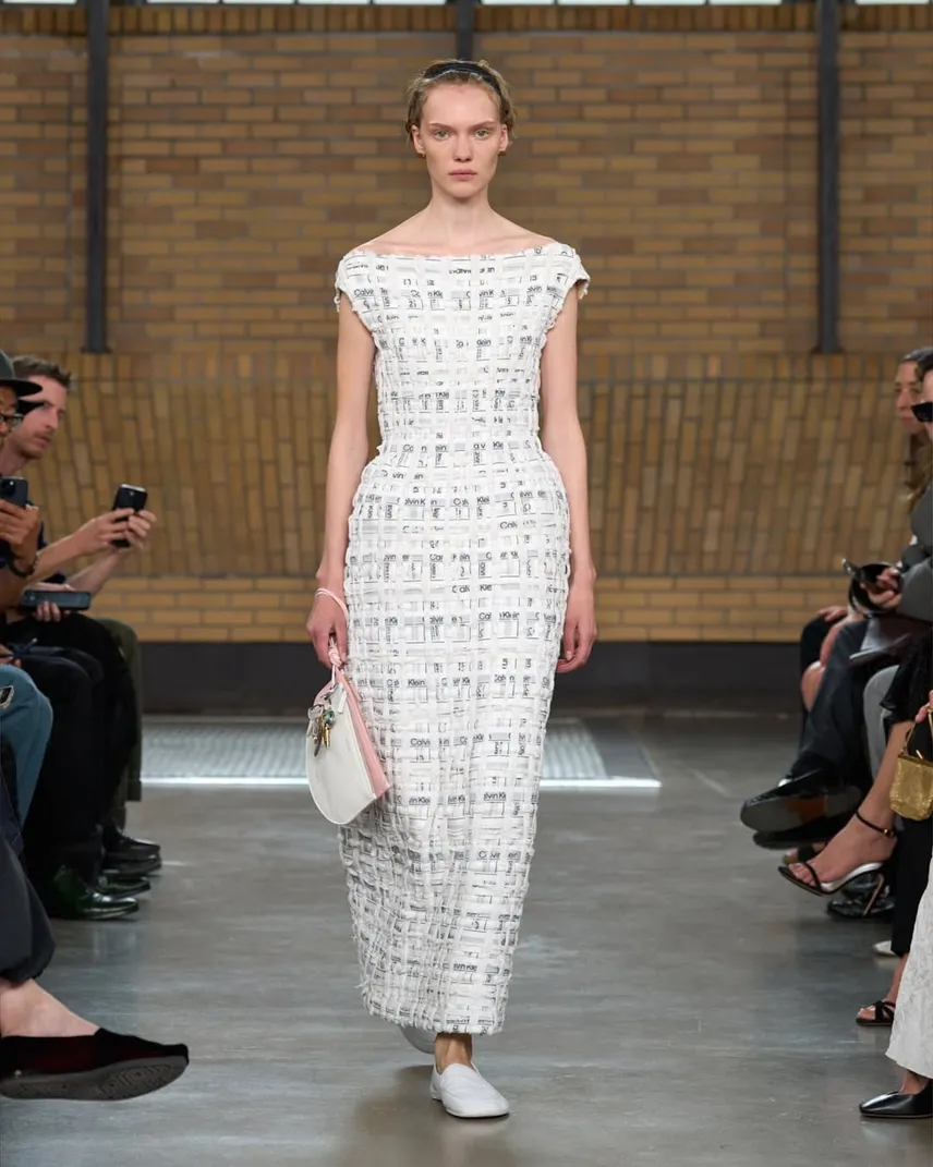 Calvin Klein Collection Spring 2026 by Veronica Leoni.The sense of intimacy meets a taste for ex