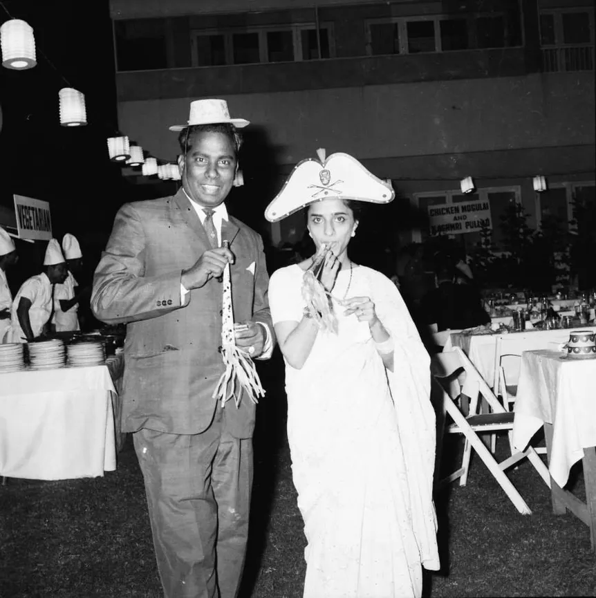 Shyam Aurangabadkar with wife Halima