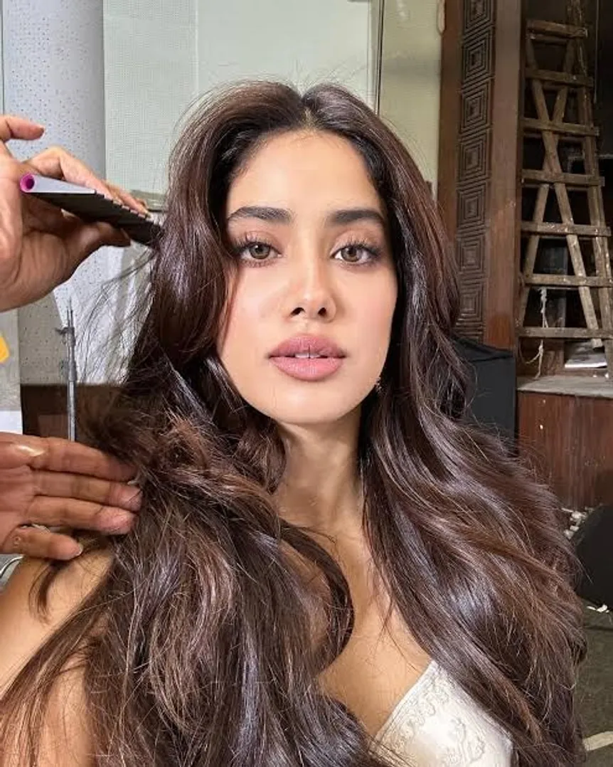 Janvi kapoor