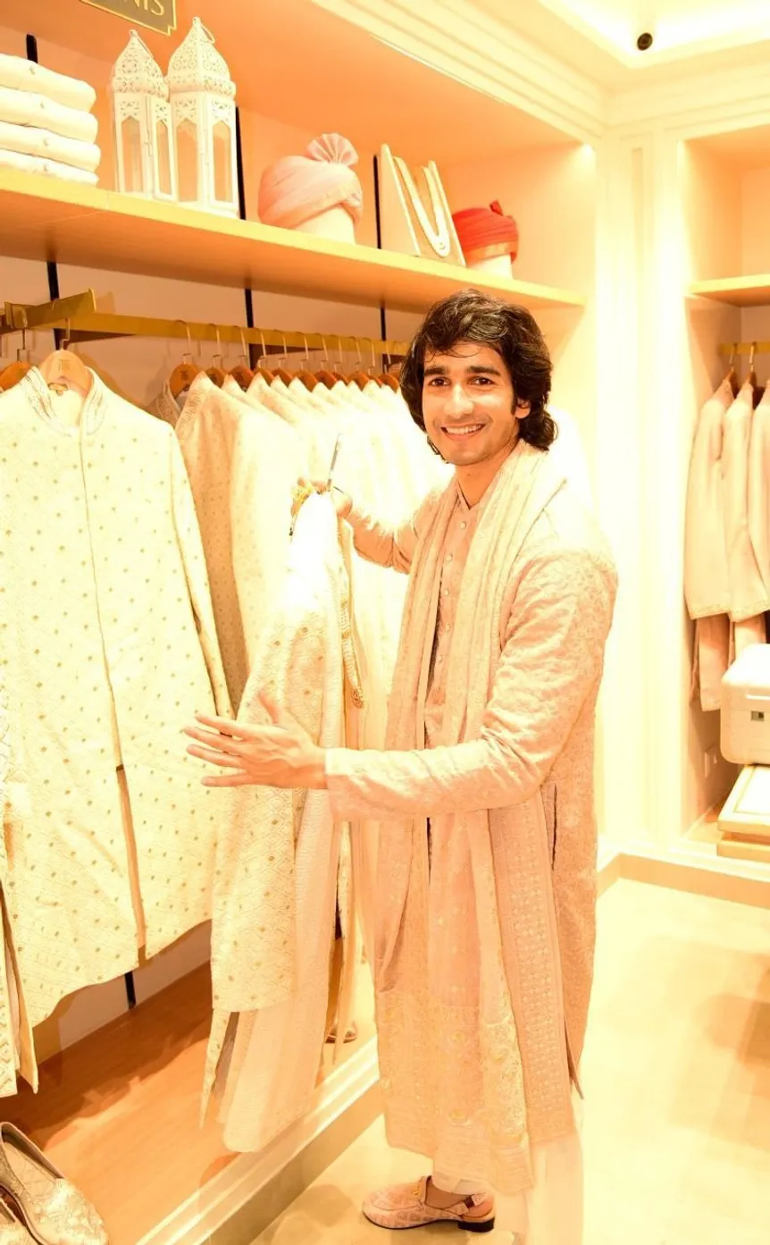 Tasva the Mens Indianwear Brand Launches their Flagship Store in Rash Behari Kolkata with Bollywood Actor Shantanu Maheshwari (8)