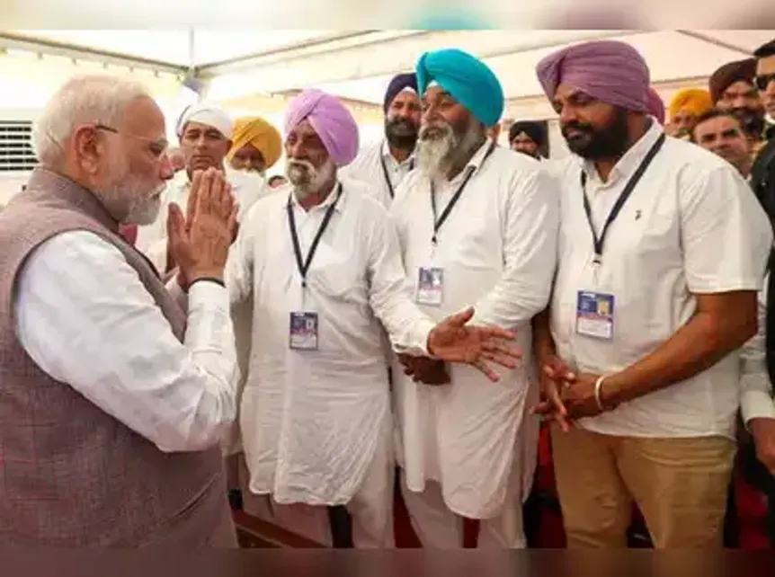 pm-modi-announces-assistance-of-rs-1600-crore-for-flood-hit-punjab
