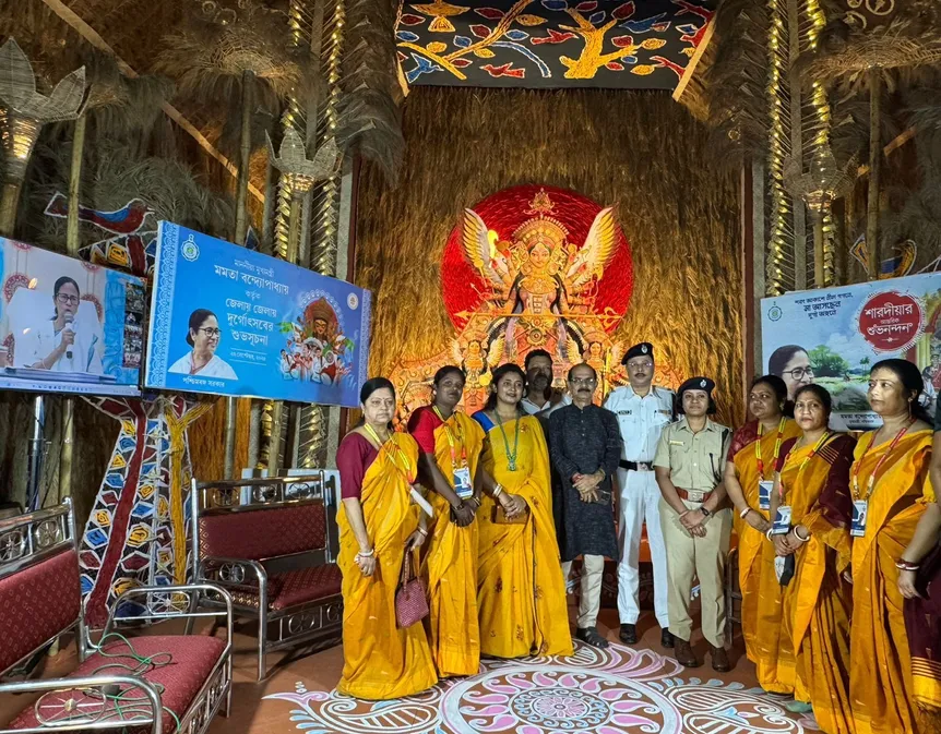 CM Mamata Banerjee Virtually Inaugurates Baguiati Rail Pukur United Club 72nd Durga Puja Theme Shabdo (2)