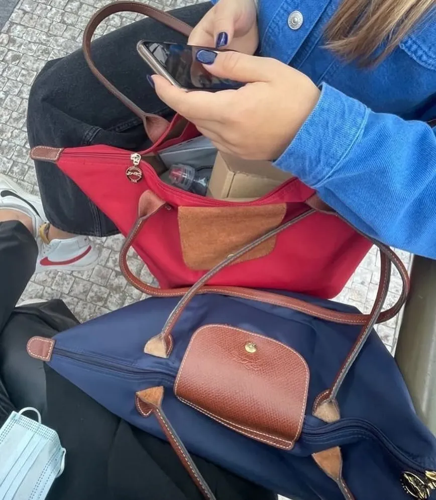 Combine your style with the iconic Longchamp Le Pliage🐎...#outfit #ootd #outfitinspo #style #lo