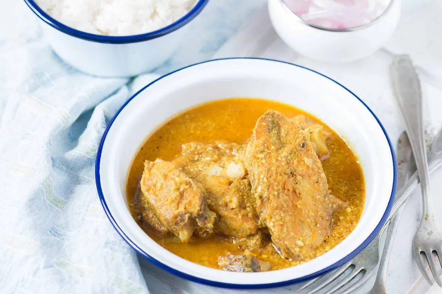 Doi_Bhetki_Yogurt_Fish_Curry.jpg