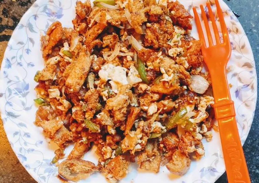 ডিম-পাউরুটির ঝুরি ভাজা