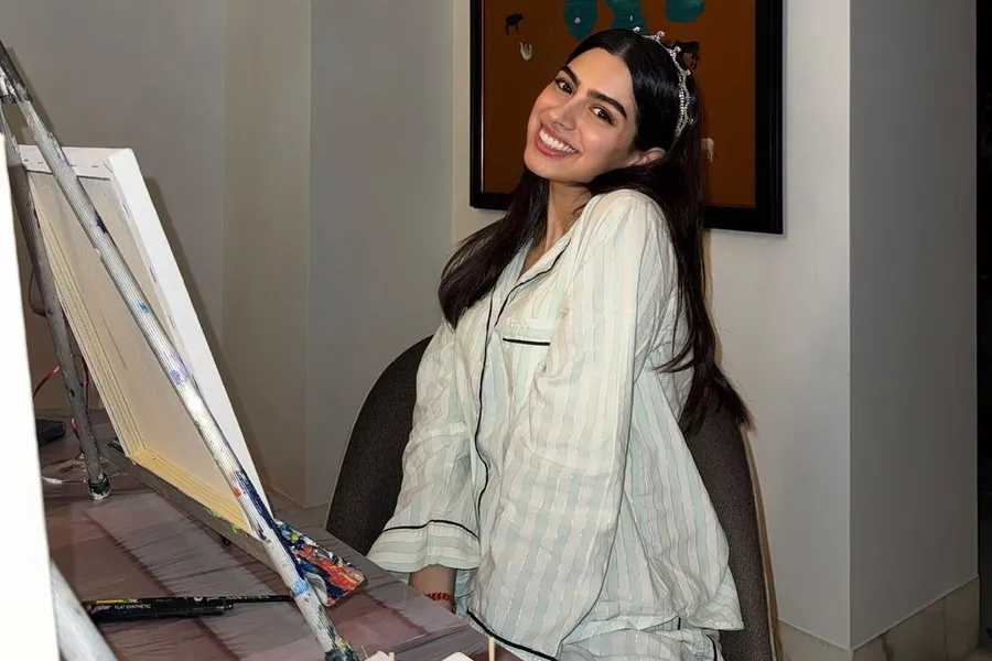 Khushi Kapoor 8
