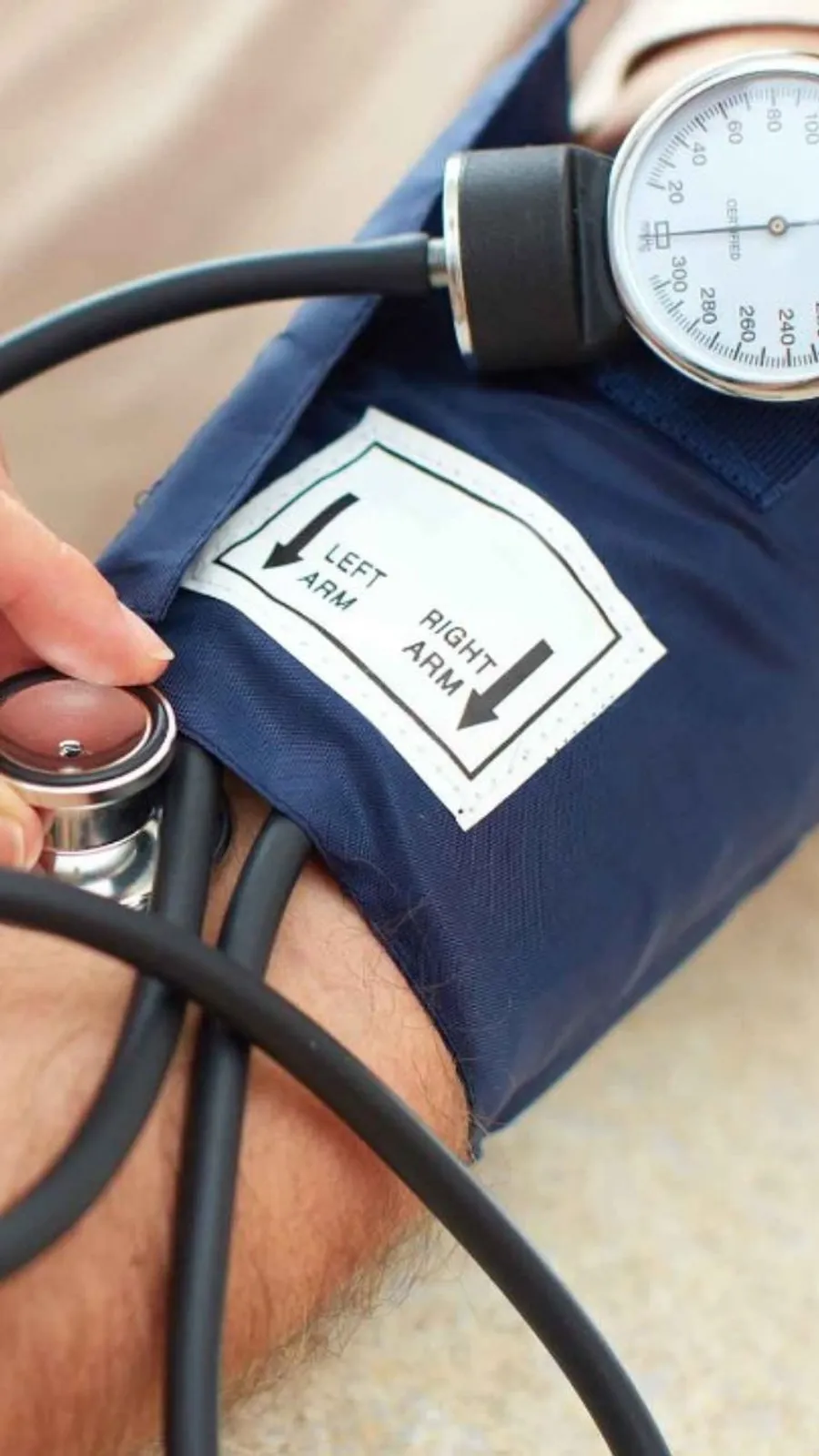 आपका भी blood pressure लो रहता है, तो अपनाएं ये तरीके