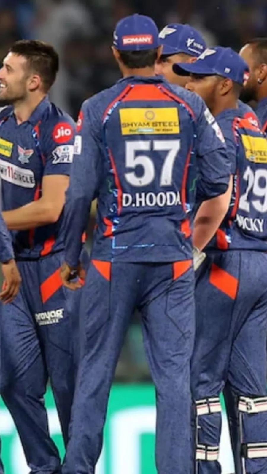 <p>Quinton de Kock, KL Rahul (c) (wk), Deepak Hooda, Marcus Stoinis, Nicholas Pooran, Krunal Pandya, Ayush Badoni, Ravi Bishnoi, Naveen-ul-Haq, Yash Thakur, Yudhvir Singh.</p>