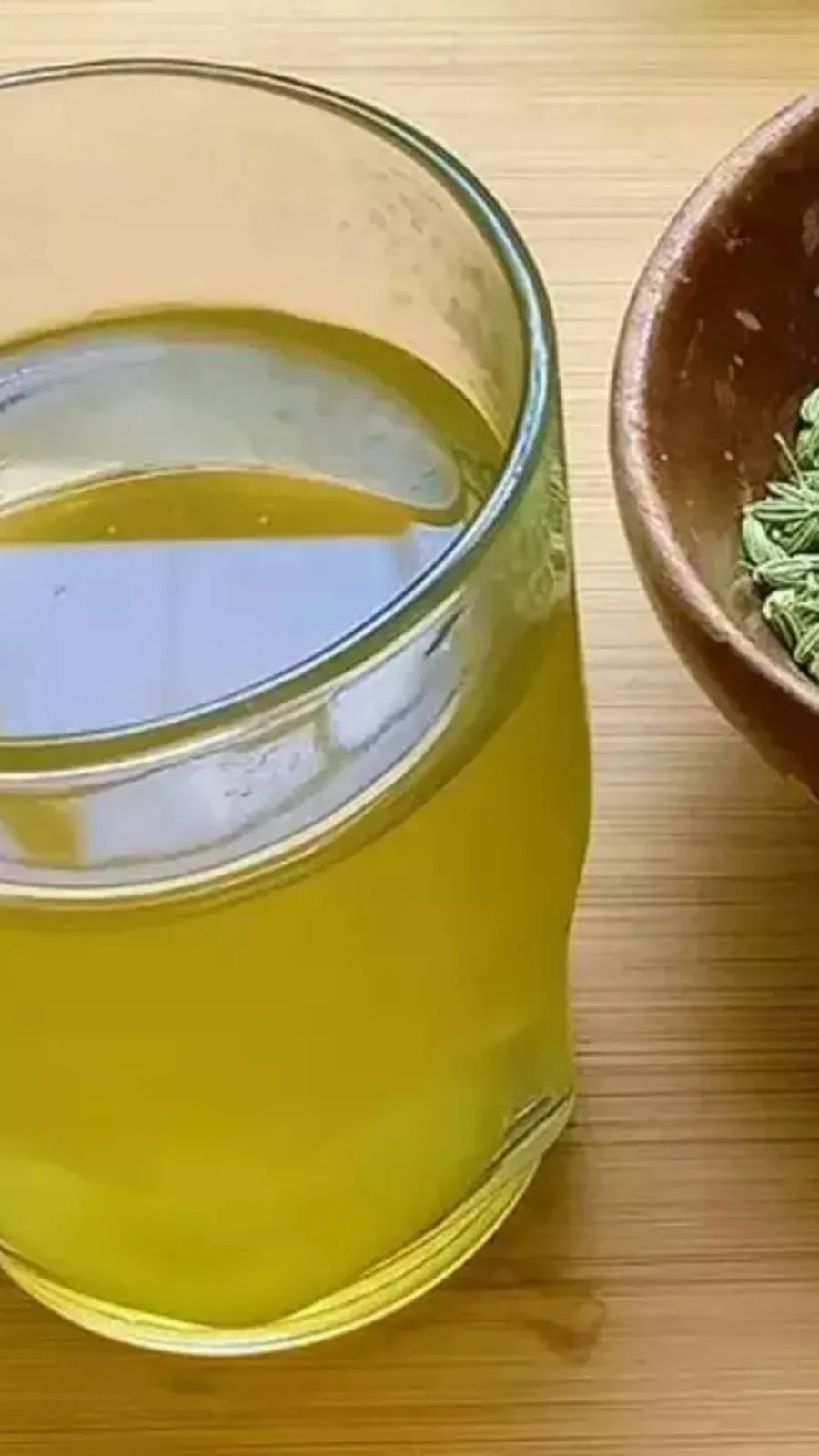 <p>Saund water is often used as a natural remedy for digestive issues. It can help stimulate the production of digestive enzymes, which may aid in better digestion and prevent bloating, indigestion, and constipation</p>