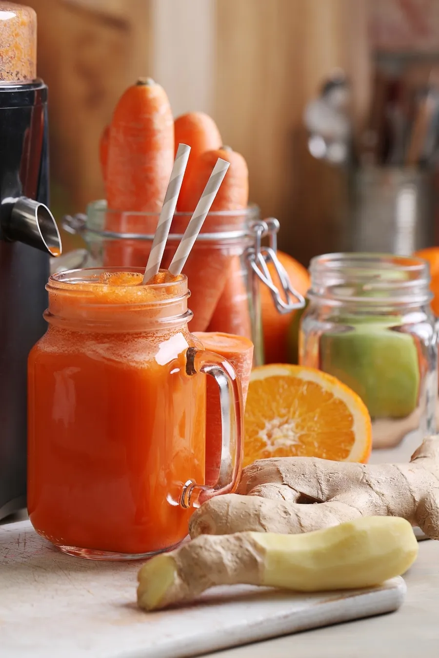 carrot-juice-2023-11-27-04-53-25-utc (1)