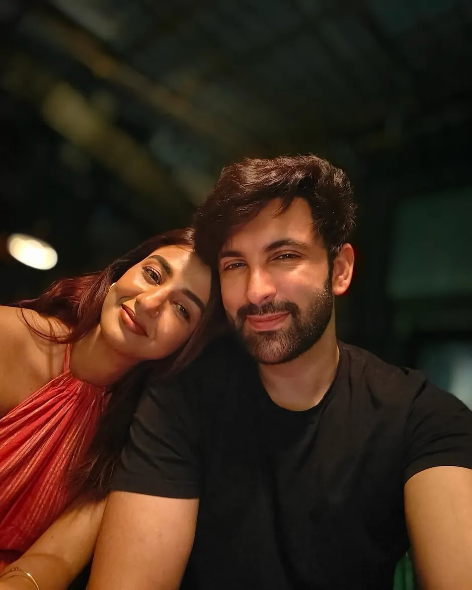 Hi Partner. 💍❤️🌟Ready 😁 (2)