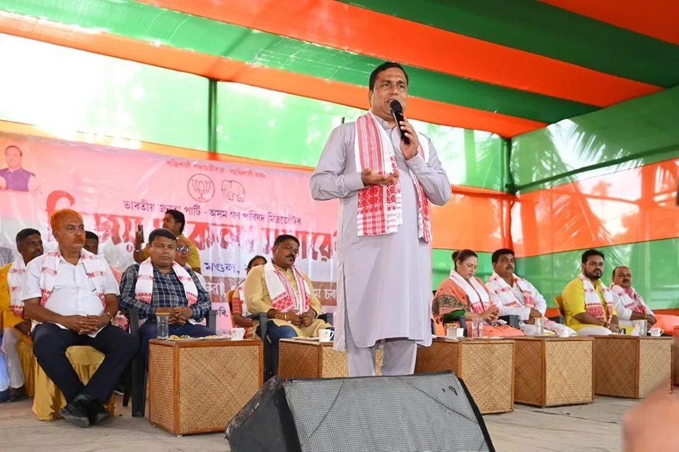 'এইবাৰ বেলট বাকচত কেবল পদুম ফুল আৰু হাতী ওলাব’-জয়ন্ত মল্ল বৰুৱা