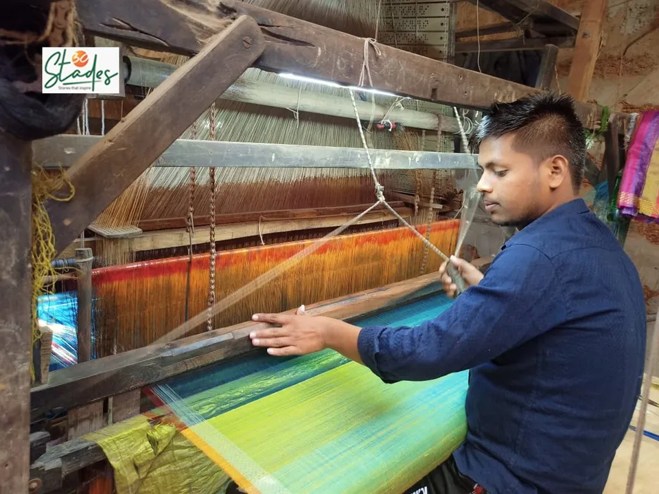Gopalpur-tussar-weaving-siba-das-loom-lead-30stades