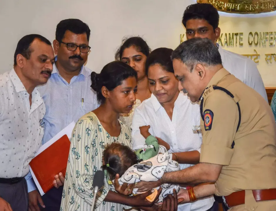অপহৃত এক বছরের শিশু কন্যাকে উদ্ধার করল মুম্বাই ক্রাইম ব্রাঞ্চ ইউনিট