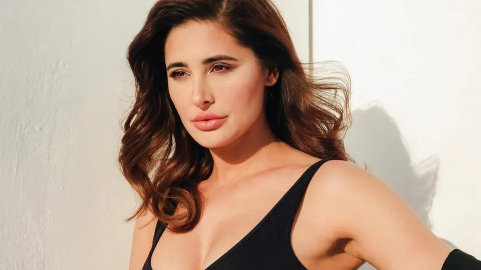 nargis fakri 1111