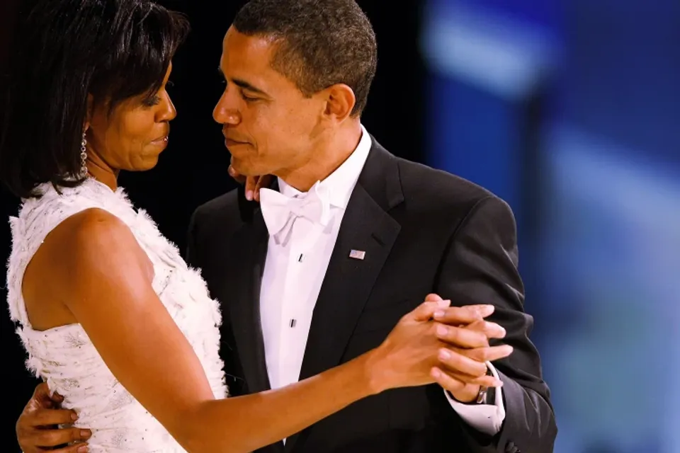 barack-michelle-obama-proposal-today-inline-181120-01