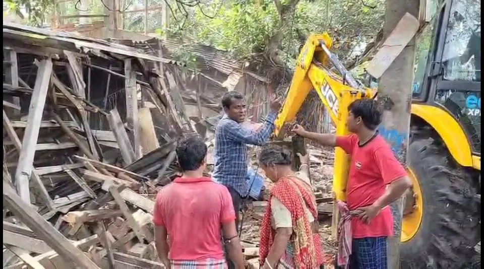 WhatsApp Image 2025-10-31 at 10.35.58 AM