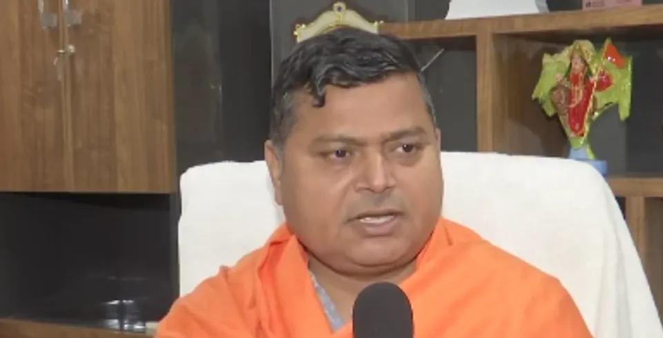 Screenshot 2025-11-11 10.58.35 PM