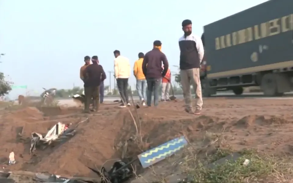 Screenshot 2025-11-16 9.35.25 AM