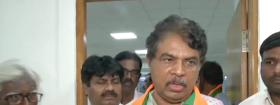 Screenshot 2025-11-25 9.56.23 PM