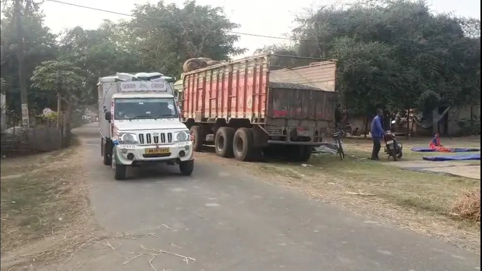 WhatsApp Image 2025-12-05 at 9.33.29 AM