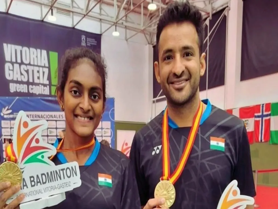 Nitesh And Thulasimathi j1