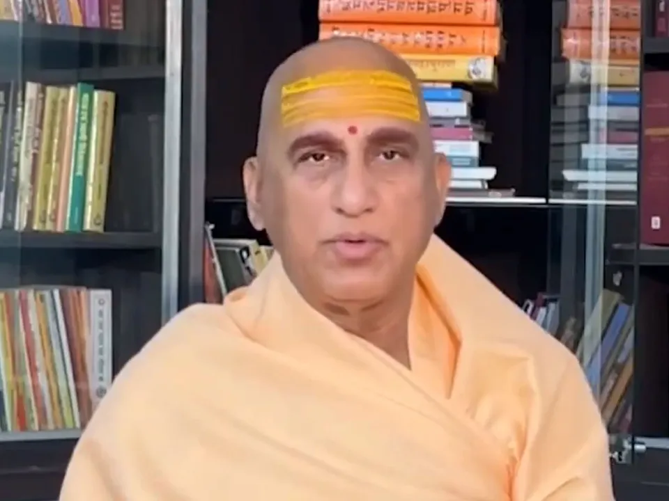 Swami Avdheshanand Giriq1