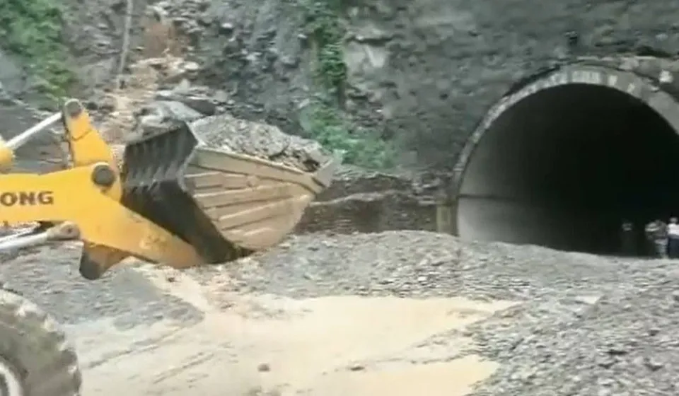 ezgif.com-gif-maker (49) (1).jpg