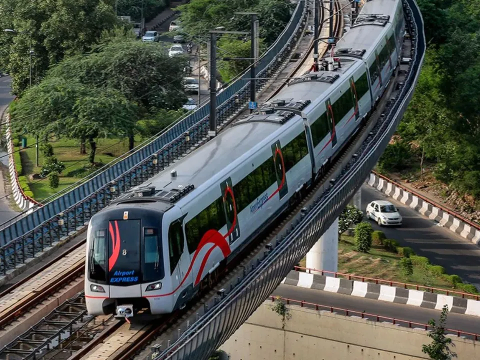 delhi metro edit (1).jpg