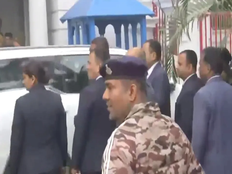 nitish rajbhavabn.jpg