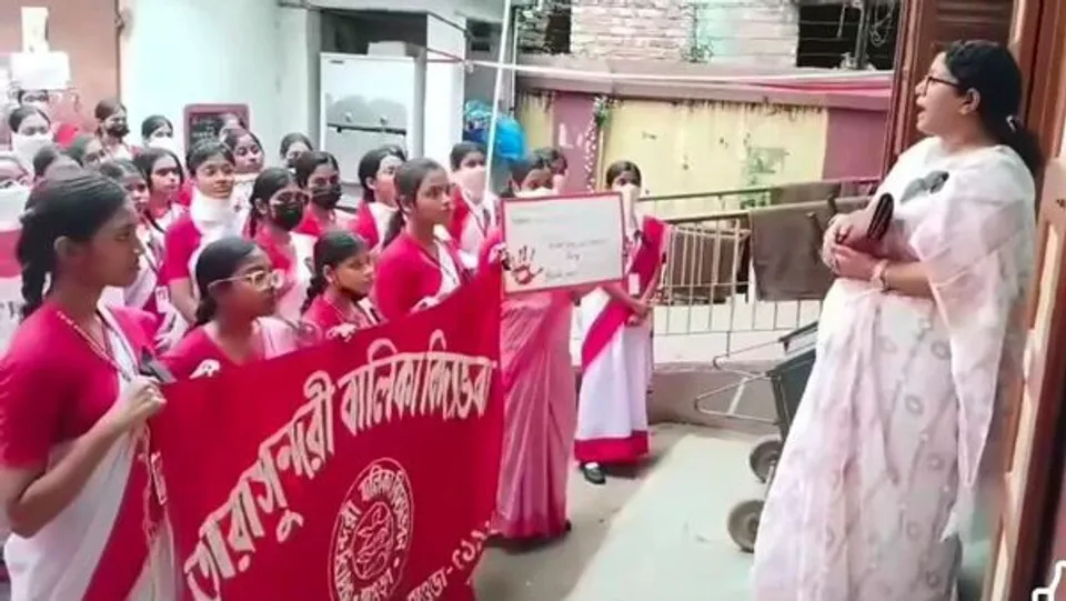 2240434a6cf82cb60cddf6b63bafd6bcdf6b569f4fae8ca64aa26c81fb1958c2