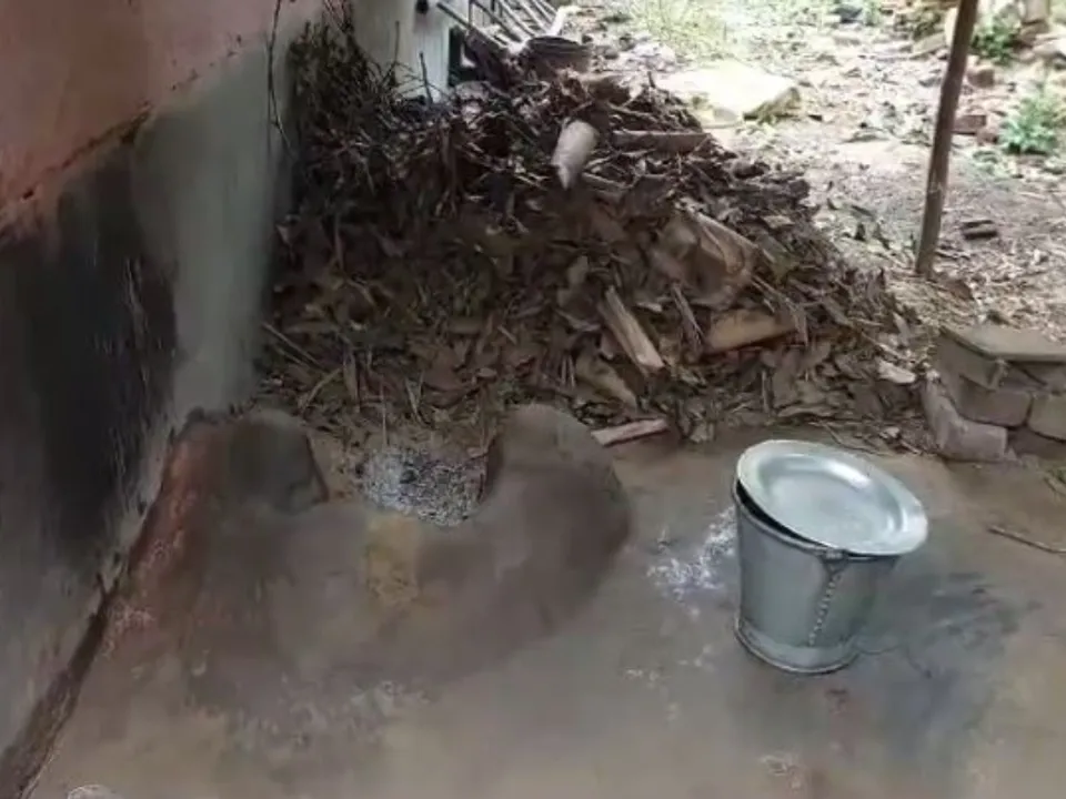 jhargram garbage.jpg