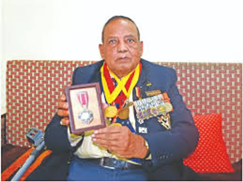 কোমরের নীচ থেকে পক্ষাঘাতগ্রস্ত, পড়ুন খেলোয়াড়ের সংগ্রামের কাহিনী!