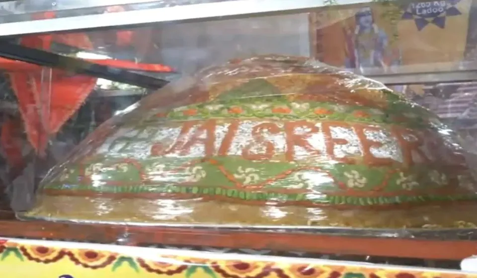 1265-kg-laddu-for-Ram-Mandir-Pran-Pratishtha--ezgif.com-webp-to-jpg-converter (1).jpg